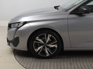 Peugeot 308 III Hatchback 1.2 PureTech 130KM 2022 Peugeot 308 1.2 PureTech, Salon Polska, zdjęcie 14