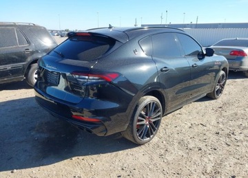 Maserati Levante 2022 Maserati Levante 2022r., Base, 3L, od ubezpieczalni 3.0 Benzyna 580KM, zdjęcie 3