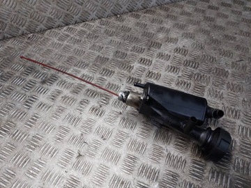 BAGNET MIARKA OLEJU VOLVO S40 V40 I 1.9 DI 8200140763