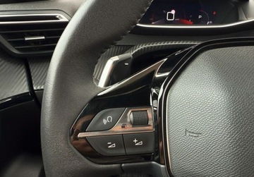 Peugeot 2008 II SUV 1.2 PureTech 130KM 2023 Peugeot 2008 1.2 PureTech 130KM Allure Pack SS EAT8 Salon PL FV23 1.2, zdjęcie 13