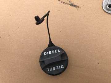 HYUNDAI TERRACAN KOREK WLEWU PALIWA DIESEL