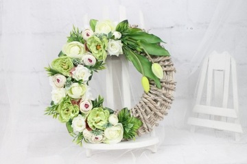 Wianek wiosenny dekoracja na drzwi stroik ZIELEŃ