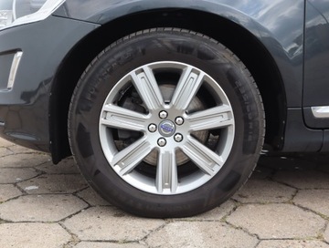 Volvo XC60 I SUV Facelifting 2.4 D4 190KM 2017 Volvo XC60 D4, Salon Polska, 187 KM, 4X4, zdjęcie 14