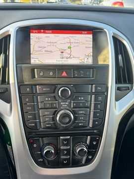 Opel Astra J Sports Tourer Facelifting 1.4 Turbo ECOTEC 140KM 2014 Opel Astra LIFT Navi PDC Gwarancja, zdjęcie 17