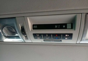 Volkswagen Caravelle T5 Caravelle Facelifting długi rozstaw osi 2.0 TDI 140KM 2010 Volkswagen Caravelle Po oplatach bezwypadkowy udokumentowany przebieg 2.0, zdjęcie 8