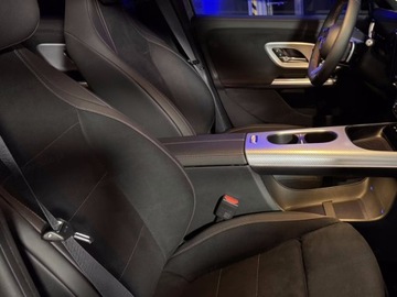 Mercedes GLB 2026 MERCEDES-BENZ GLB 250+ EQ AMG Line Suv (272 KM) 2026, zdjęcie 4