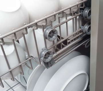 Отдельностоящая посудомоечная машина AMICA DFM64C7EOqIH