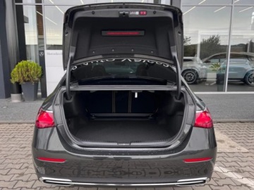 Mercedes Klasa E W214 Sedan 2.0 200 204KM 2026 E Klasa 200 4-Matic Exclusive 2.0 204KM, zdjęcie 2