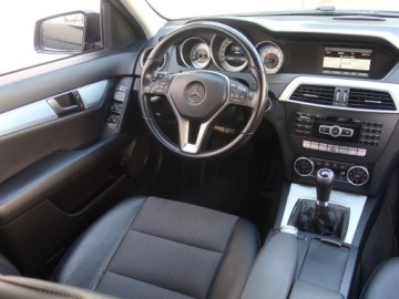 Mercedes Klasa C W205 Limuzyna 180 156KM 2013 Mercedes C C 180, Skóra, Navi, Klima, Klimatronic, zdjęcie 6