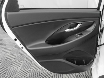 Hyundai i30 III Hatchback Facelifting 1.5 T-GDI 48V 160KM 2023 Hyundai i30 WJ9245L#1.5 T-GDI 48V Smart Podgrz.f I, zdjęcie 24