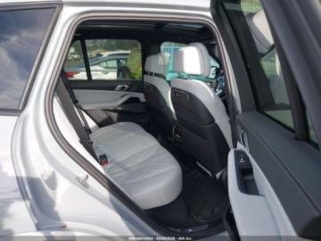 BMW X5 G05 SUV Facelifting 3.0 40i 381KM 2024 BMW X5 2024r., xDrive40i, 3.0L, od ubezpieczalni 3.0 Benzyna 380KM, zdjęcie 10