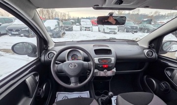 Toyota Aygo I Hatchback 5d Facelifting 1.0 VVT-i 68KM 2014 Toyota Aygo 1,0 Ben 68 km Benzyna 68KM, zdjęcie 6