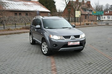 Mitsubishi Outlander II 2.2 DID DOHC 156KM 2007 Mitsubishi Outlander 2.2DiD 2007r 7os. Skóra, zdjęcie 15