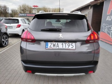 Peugeot 2008 I SUV Facelifting 1.2 PureTech 130KM 2019 Peugeot 2008 130 KM Klimatronik Sensor PDC Navi 1.2 Benzyna 130KM, zdjęcie 5