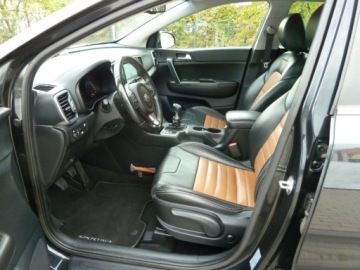 Kia Sportage IV SUV 1.6 GDI 132KM 2017 Kia Sportage NAWIGACJAPARKTRONICKAMERA COFANIASKORYZADBANAGWARACJA, zdjęcie 5