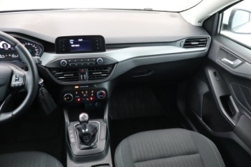 Ford Focus IV Hatchback 1.0 EcoBoost 125KM 2019 Ford Focus 1.0 EcoBoost, Salon Polska, Serwis ASO, zdjęcie 7
