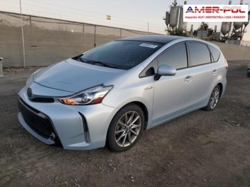 Toyota Prius III 2015 Toyota Prius 2015, 1.8L, V, porysowany lakier