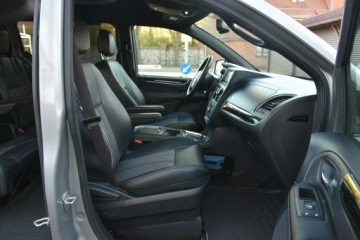 Chrysler Town &amp; Country V 2014 Chrysler Town &amp; Country S 3.6 V6 292KM 2014r., zdjęcie 16