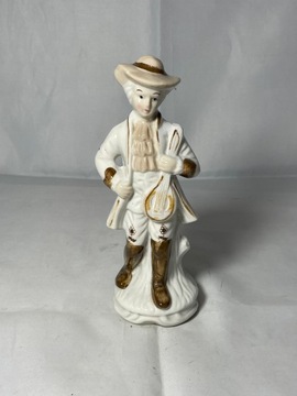 Figurka porcelanowa dworski muzyk