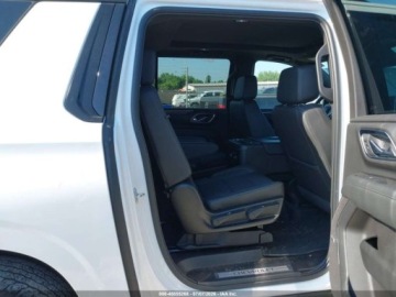 Chevrolet Suburban GMT900 2024 Chevrolet Suburban 4wd Z71 2024 5.3 Benzyna 355KM, zdjęcie 13