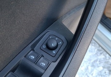 Skoda Karoq Crossover Facelifting 1.5 TSI ACT 150KM 2023 Skoda Karoq 1.5 TSI ACT Style DSG 1.5 Benzyna 150KM, zdjęcie 17