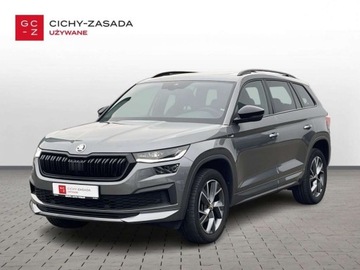Skoda Kodiaq I SUV Facelifting 1.5 TSI 150KM 2023 Skoda Kodiaq TSI 2X4 150KM Sportline 7 os 1.5 Benzyna 150KM