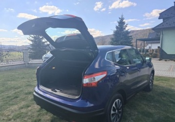 Nissan Qashqai II Crossover 1.2 DIG-T 115KM 2016 Nissan Qashqai Nissan Qashqai 2016r 1.2 116 KM 1.2 Benzyna 116KM, zdjęcie 4