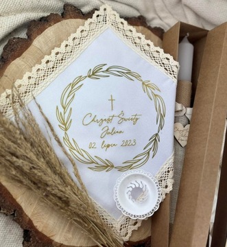 КРЕЩЕННЫЙ НАБОР ДЛЯ КРЕЩЕНИЯ, БЕЛАЯ ОДЕЖДНАЯ ВЫШИВКА, СВЕЧА, ГРАВИРОВОЧНАЯ ШКАТУЛКА