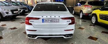 Volvo S60 III 2021 Volvo S60 2.0 Turbo benzyna 250 km. 4x4 Najbogatsza wersja wyposazenia 2.0, zdjęcie 3
