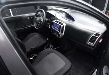 Hyundai i20 I Hatchback 5d Facelifting 1.2 DOHC 85KM 2012 Hyundai i20 Nawigacja_Klimatyzacja_5drzwi_ 1.2 Benzyna 85KM, zdjęcie 5