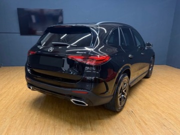 Mercedes GLC C254/X254 Coupe 2.0 200 204KM 2026 MERCEDES-BENZ GLC 200 4-Matic AMG Line 2.0 (204KM) 2026, zdjęcie 3