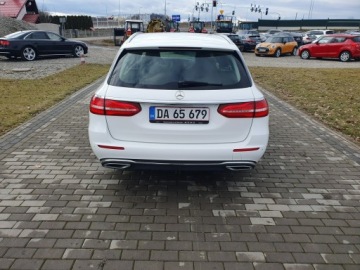 Mercedes Klasa E W213 Kombi 2.0 220d 194KM 2016 Mercedes E 220 2.0d 194KM W213 Automat Raty, zdjęcie 6