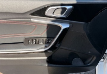 Kia Ceed III GT 1.6 T-GDI 204KM 2019 Kia Ceed GT 1,6T 204KM Virtual LED Serwis Bezwypadkowy Dla wymagajacych, zdjęcie 32