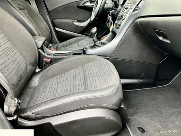 Opel Astra J GTC 1.4 Turbo ECOTEC 140KM 2016 Opel Astra 1.4 Turbo Color Edition 140KM 2016r Możliwy transport pod dom!, zdjęcie 19