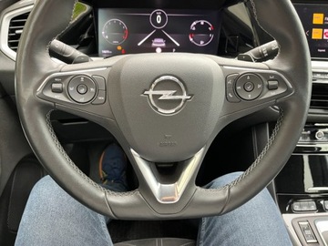 Opel 2023 Opel Grandland 1.2 benzyna 130 KM automat kamera zarej w PL ksiazka s, zdjęcie 17