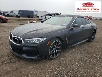 BMW Seria 8 II 2022 BMW Seria 8 2022, 4.4L, 4x4, M850XI, od ubezpieczalni 4.4 Benzyna 523KM