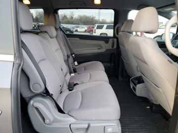 Honda Odyssey IV 2022 Honda Odyssey Ex 2022 3.5 V6 3.5 Benzyna 280KM, zdjęcie 8
