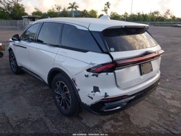 Lincoln 2024 Lincoln Nautilus Premiere 2024 2.0l 2.0 Hybryda 250KM, zdjęcie 3