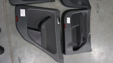 ОБИВКА ДВЕРИ VW GOLF V PLUS