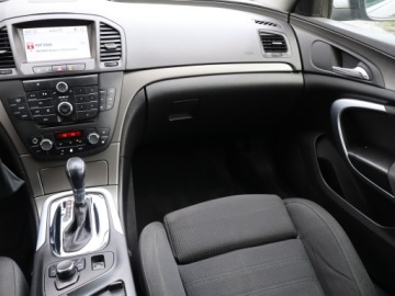 Opel Insignia I Sedan 2.0 CDTI ECOTEC 130KM 2009 Opel Insignia 2.0 CDTI, Automat, Navi, Klima, zdjęcie 7