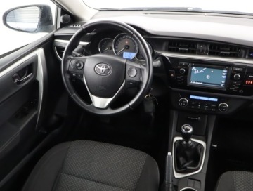Toyota Corolla X Sedan Facelifting 1.6 Valvematic 132KM 2014 Toyota Corolla 1.6 Valvematic, Salon Polska, zdjęcie 6