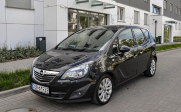 Opel Meriva II Mikrovan 1.4 Turbo ECOTEC 120KM 2012 Opel Meriva 1,4T LPG 1.4 BenzynaLPG 120KM