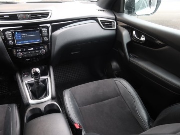 Nissan Qashqai II Crossover 1.2 DIG-T 115KM 2016 Nissan Qashqai 1.2 DIG-T, Salon Polska, zdjęcie 7
