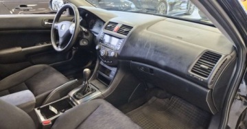 Honda Accord VII Kombi 2.0 i-VTEC 16V 155KM 2003 Honda Accord 2.0 i-VTEC 16V 155KM 2.0 Benzyna 155KM, zdjęcie 12
