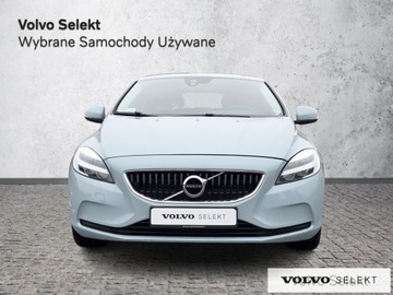 Volvo V40 II Hatchback Facelifting 1.5 T3 152KM 2019 Volvo V40 PL salon Momentum T3 152KM Aut Klima Hak, zdjęcie 4
