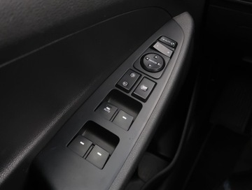 Hyundai Tucson III SUV 1.6 T-GDI 177KM 2016 Hyundai Tucson 1.6 T-GDI, Salon Polska, Navi, zdjęcie 17