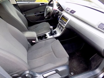 Volkswagen Passat B6 Variant 2.0 TDI-CR DPF 140KM 2009 VOLKSWAGEN PASSAT 2,0 TDI 140 KM, zdjęcie 12