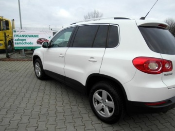 Volkswagen Tiguan I SUV 2.0 TDI CR DPF 140KM 2008 Volkswagen Tiguan Webasto 4x4 Nawigacja Bi-Xenon Klimatronik 2.0 Diesel, zdjęcie 15