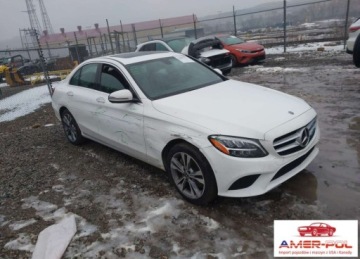 Mercedes Klasa C W205 Kabriolet Facelifting 2.0 300 258KM 2019 Mercedes-Benz Klasa C MERCEDES-BENZ C 300 4MATIC 2.0 Benzyna 259KM
