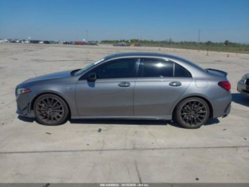 Mercedes Klasa A W177/V177 2021 Mercedes-Benz Klasa A 35 AMG 4Matic 2021 2.0l 2.0 Benzyna 302KM, zdjęcie 2